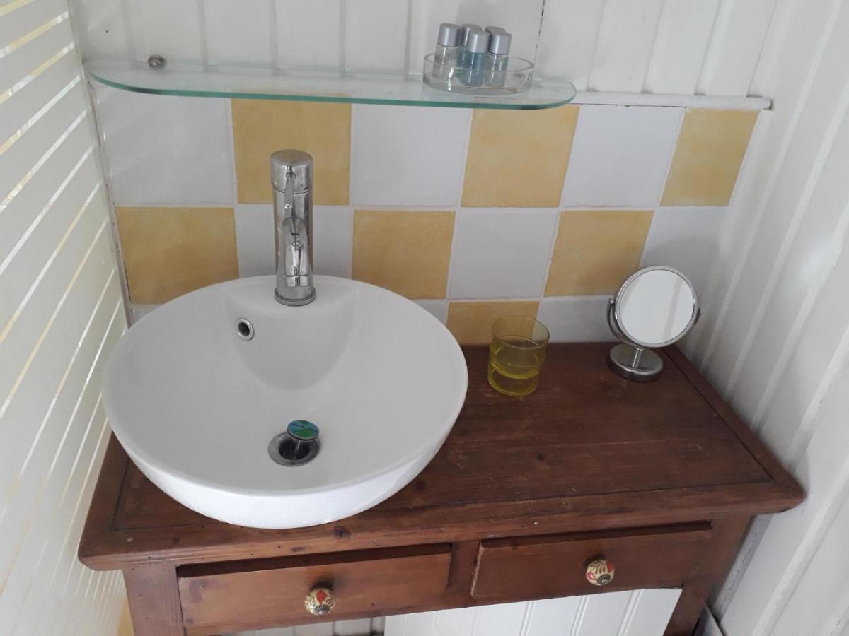 Bed & Breakfast Peniche Caroline *